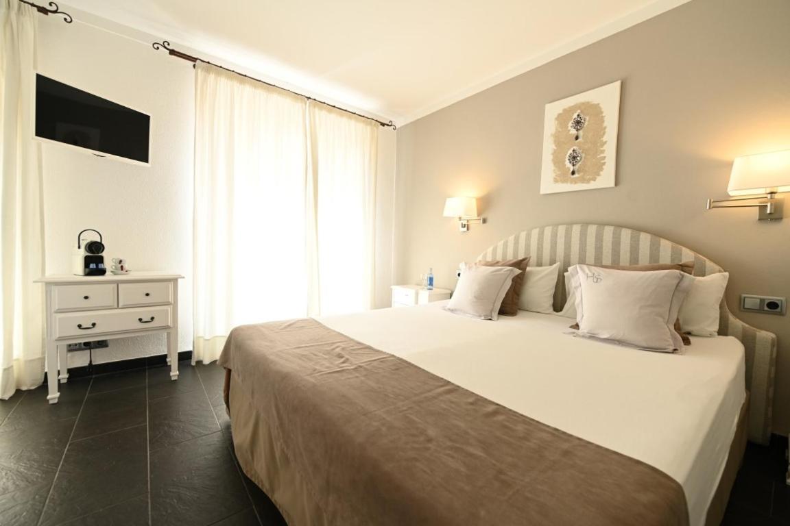 Stadthotel Santanyi Ngoại thất bức ảnh